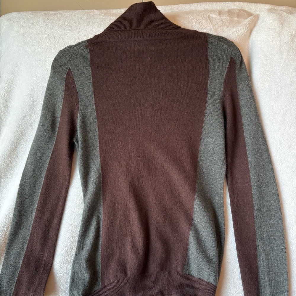 118 by Walter Baker turtleneck sweater size small, grey and brown